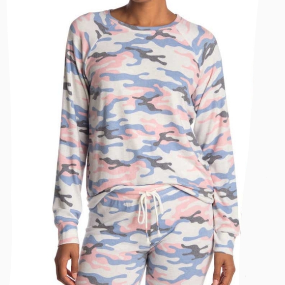 PJ Salvage Pullover Camouflage Print Long Sleeve Brushed Knit Blue Pink L NWT - Picture 2 of 13